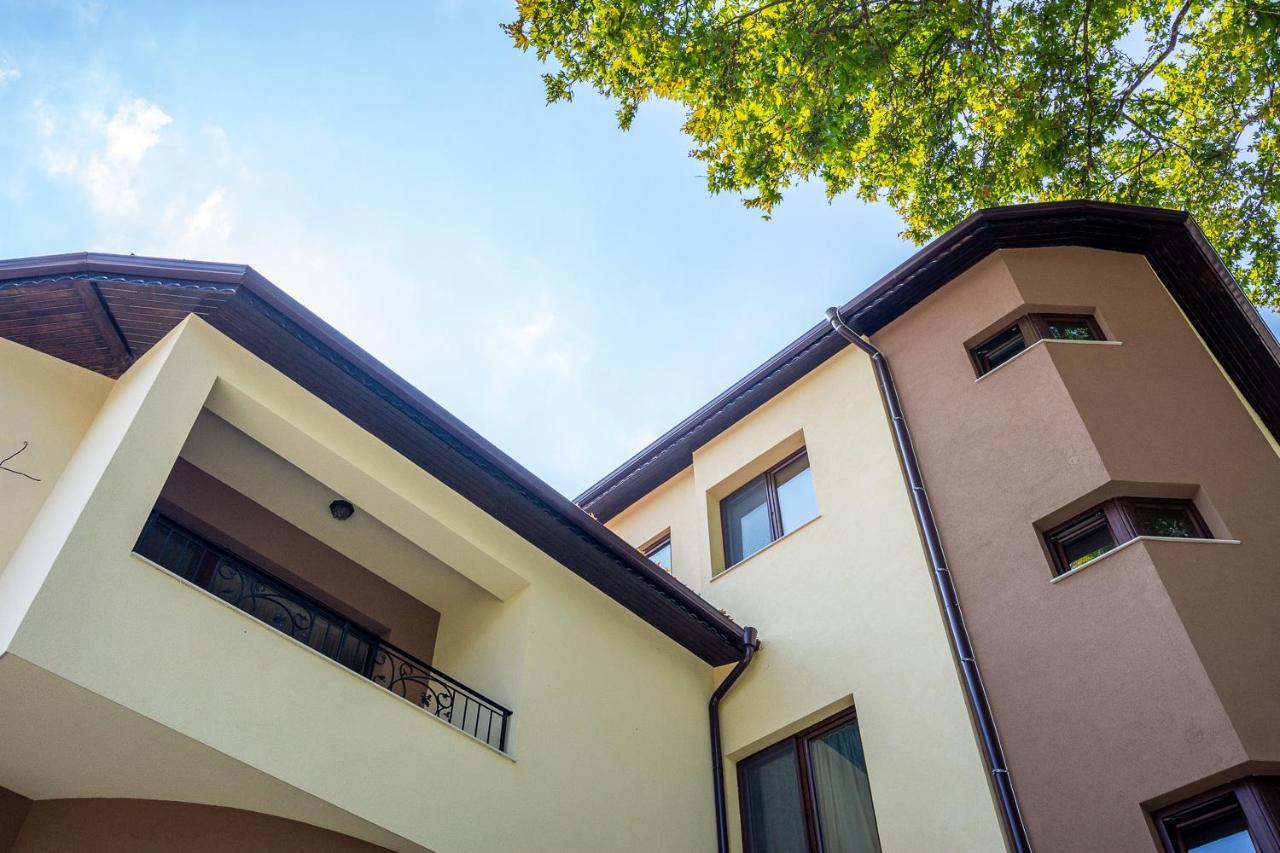 Eco Hotel Momata Kolarovo Exterior photo